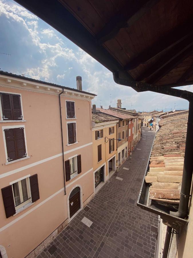 Antico Borgo Apartment Desenzano del Garda Exterior photo